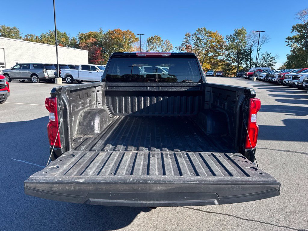 Used 2022 Chevrolet Silverado 1500 Custom AWD/4WD image 7