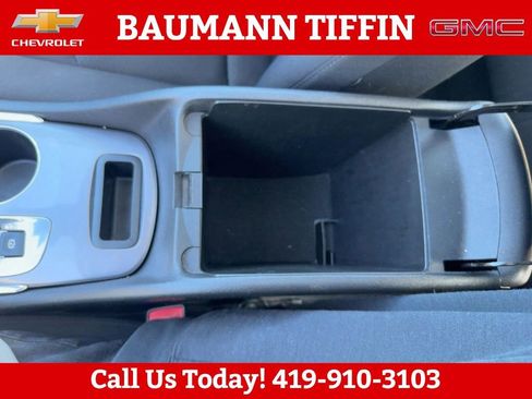 Used 2023 Chevrolet Malibu LT FWD image 22