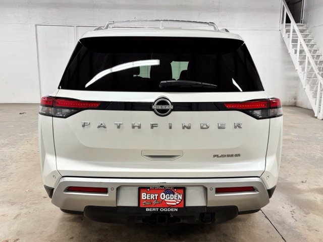 Used 2023 Nissan Pathfinder Platinum FWD image 6