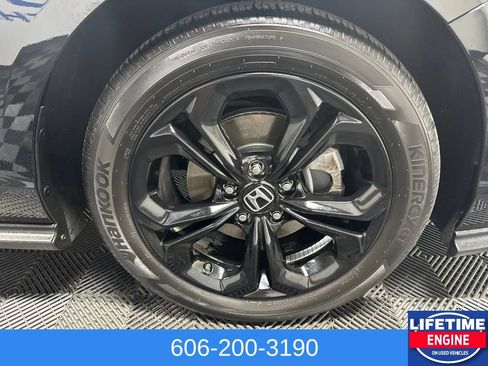 Used 2025 Honda Accord SE image 13