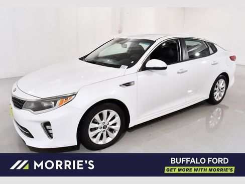 Used 2018 Kia Optima S FWD image 1