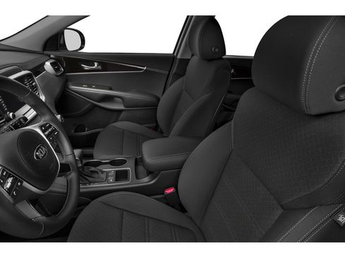Certified 2020 Kia Sorento LX image 6
