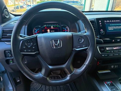 Used 2022 Honda Pilot TrailSport image 27