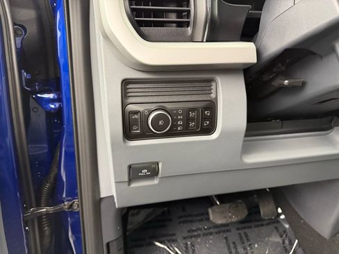 New 2026 Ford F250 XLT w/ XLT Premium Package AWD/4WD image 24