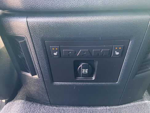 Used 2017 RAM 2500 Laramie AWD/4WD image 14