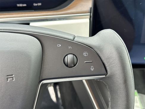 Used 2023 Tesla Model S image 14