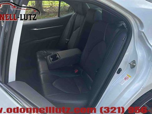 Used 2019 Toyota Camry XSE FWD image 15