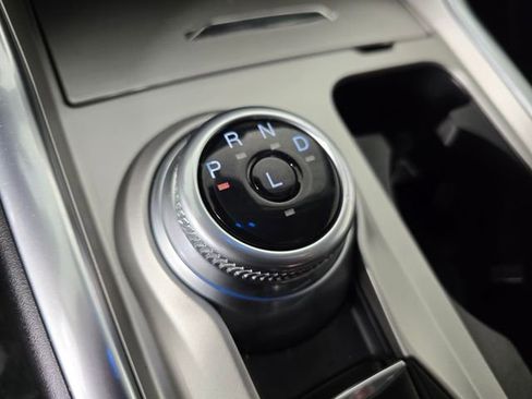 Used 2023 Ford Explorer Limited image 38