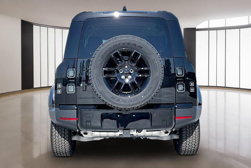 New 2026 Land Rover Defender 110 S AWD/4WD image 4