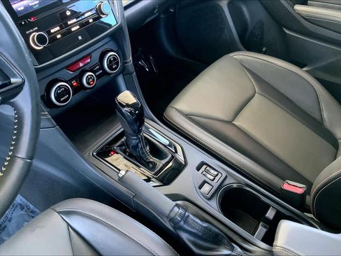 Used 2021 Subaru Crosstrek 2.5i Sport w/ Moonroof Package image 16