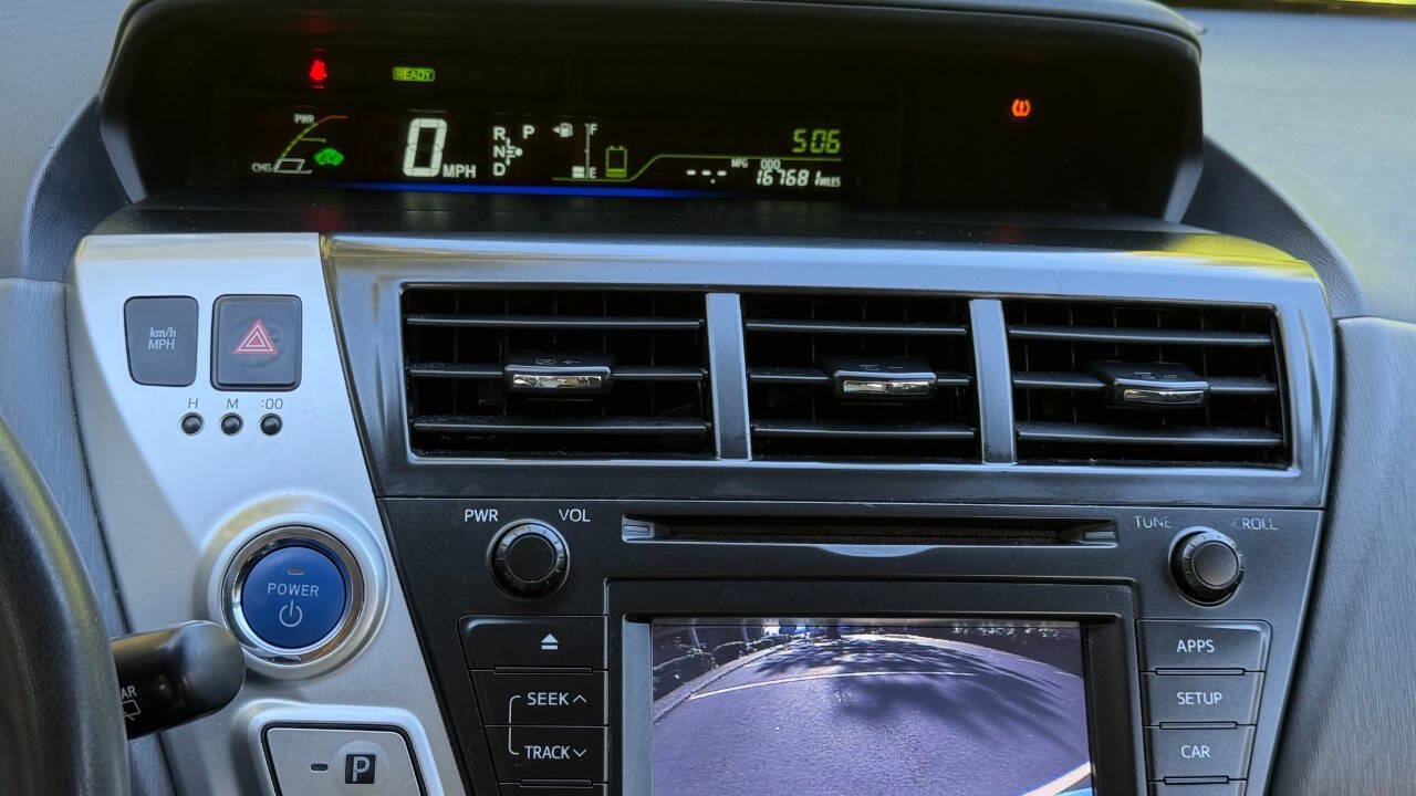 Used 2014 Toyota Prius V Three FWD image 16
