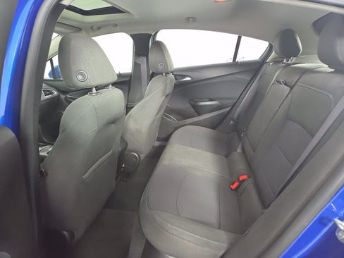 Used 2017 Chevrolet Cruze LT w/ Sun And Sound Package FWD image 19