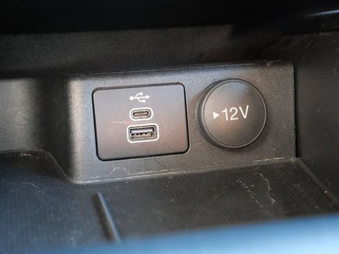 Certified 2024 Ford Escape Active AWD/4WD image 33