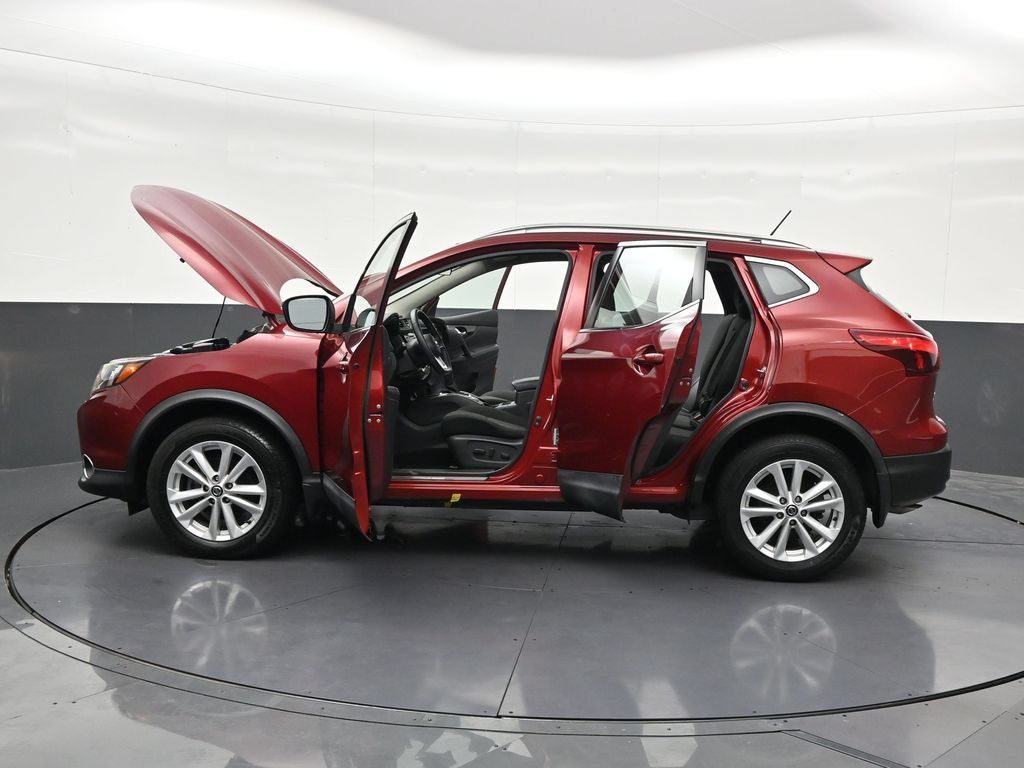 Used 2019 Nissan Rogue Sport SV w/ All-Weather Package FWD image 33