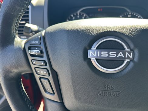 Used 2024 Nissan Frontier SV w/ SV Convenience Package image 25