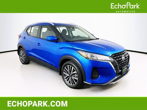Used 2024 Nissan Kicks SV FWD image 1
