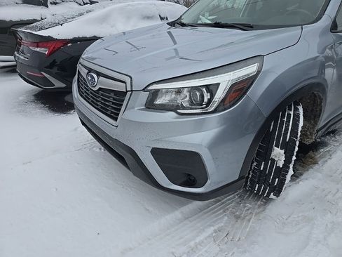 Used 2019 Subaru Forester Premium image 16