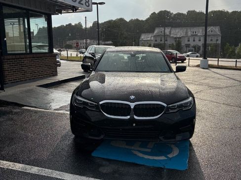 Used 2019 BMW 330i Sedan w/ Convenience Package RWD image 2