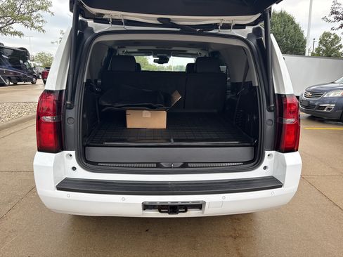 Used 2017 Chevrolet Tahoe LT w/ Off-Road Package AWD/4WD image 15