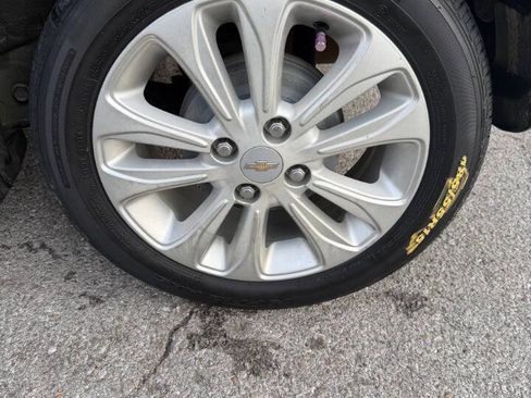 Used 2017 Chevrolet Spark LT image 27