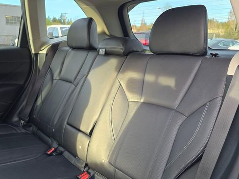 Used 2021 Subaru Forester Limited image 17