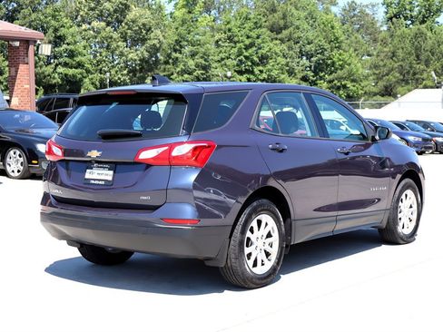 Used 2019 Chevrolet Equinox LS w/ LPO, Floor Liner Package AWD/4WD image 7