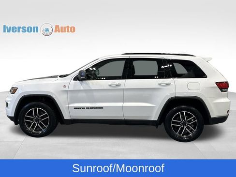 Used 2019 Jeep Grand Cherokee Trailhawk w/ Trailhawk Luxury Group image 6