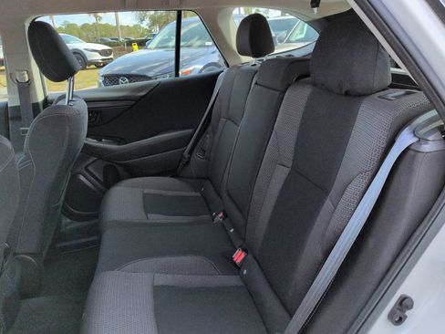 Used 2021 Subaru Outback 2.5i image 14