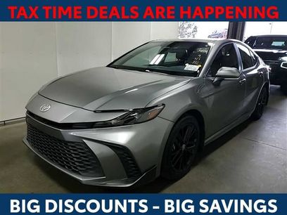 Used 2025 Toyota Camry SE