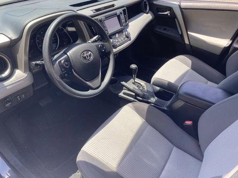 Used 2014 Toyota RAV4 XLE FWD image 9