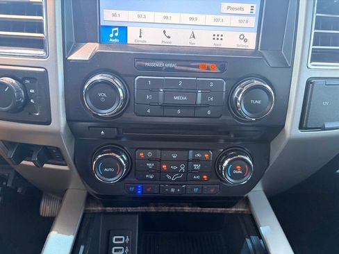 Used 2017 Ford F250 Lariat w/ Chrome Package AWD/4WD image 22