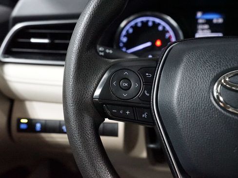 Certified 2020 Toyota Camry LE FWD image 14