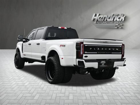 Used 2025 Ford F450 Platinum w/ Platinum Plus Package image 10