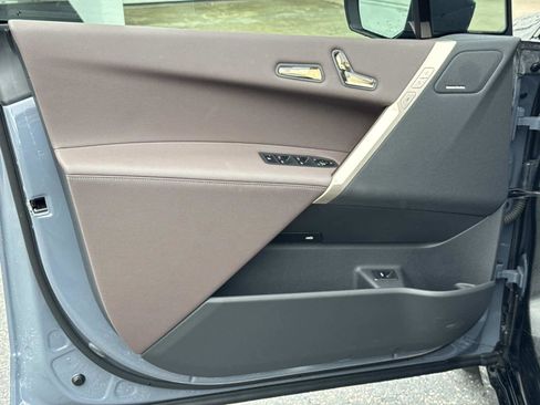 Certified 2025 BMW iX xDrive50 image 19