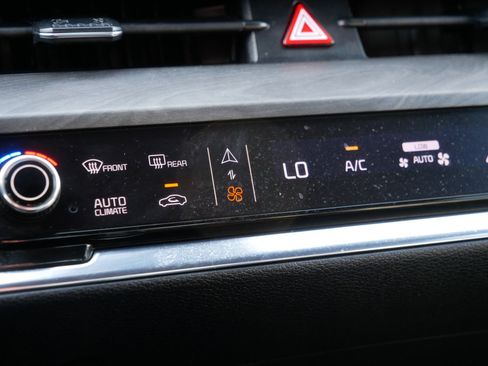 Certified 2023 Kia Sportage X-Line w/ X-Line Premium Package image 23