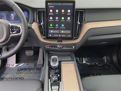 New 2026 Volvo XC60 B5 Plus w/ Protection Package Premier image 15