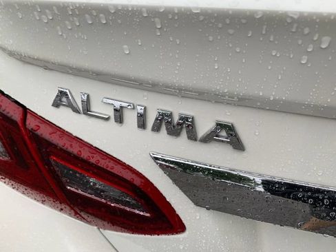Used 2018 Nissan Altima 2.5 SR w/ SR Special Edition FWD image 15