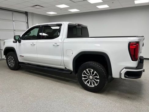 Used 2021 GMC Sierra 1500 AT4 w/ AT4 Value Package AWD/4WD image 7