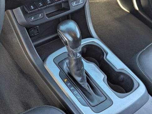 Used 2022 Chevrolet Colorado ZR2 image 31