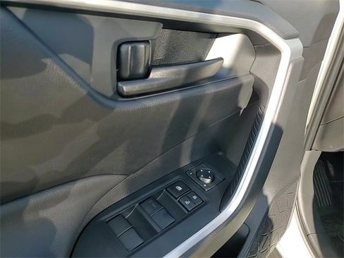 Used 2025 Toyota RAV4 LE image 10