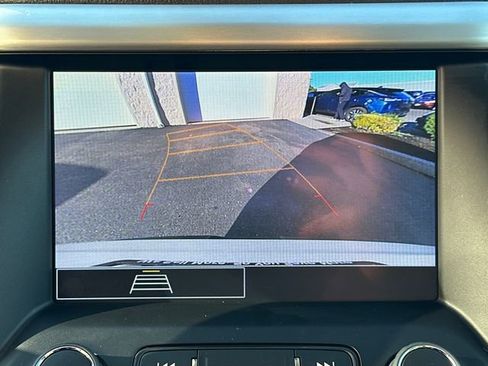 Used 2023 GMC Acadia SLE w/ Driver Convenience Package image 34