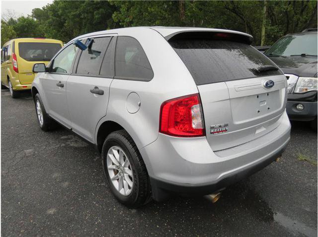 Used 2014 Ford Edge SE FWD image 16