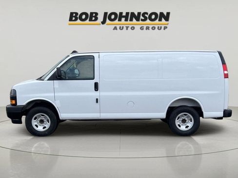 New 2026 GMC Savana 3500 w/ Driver Convenience Package image 6