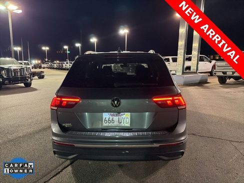 Used 2023 Volkswagen Tiguan SE image 4