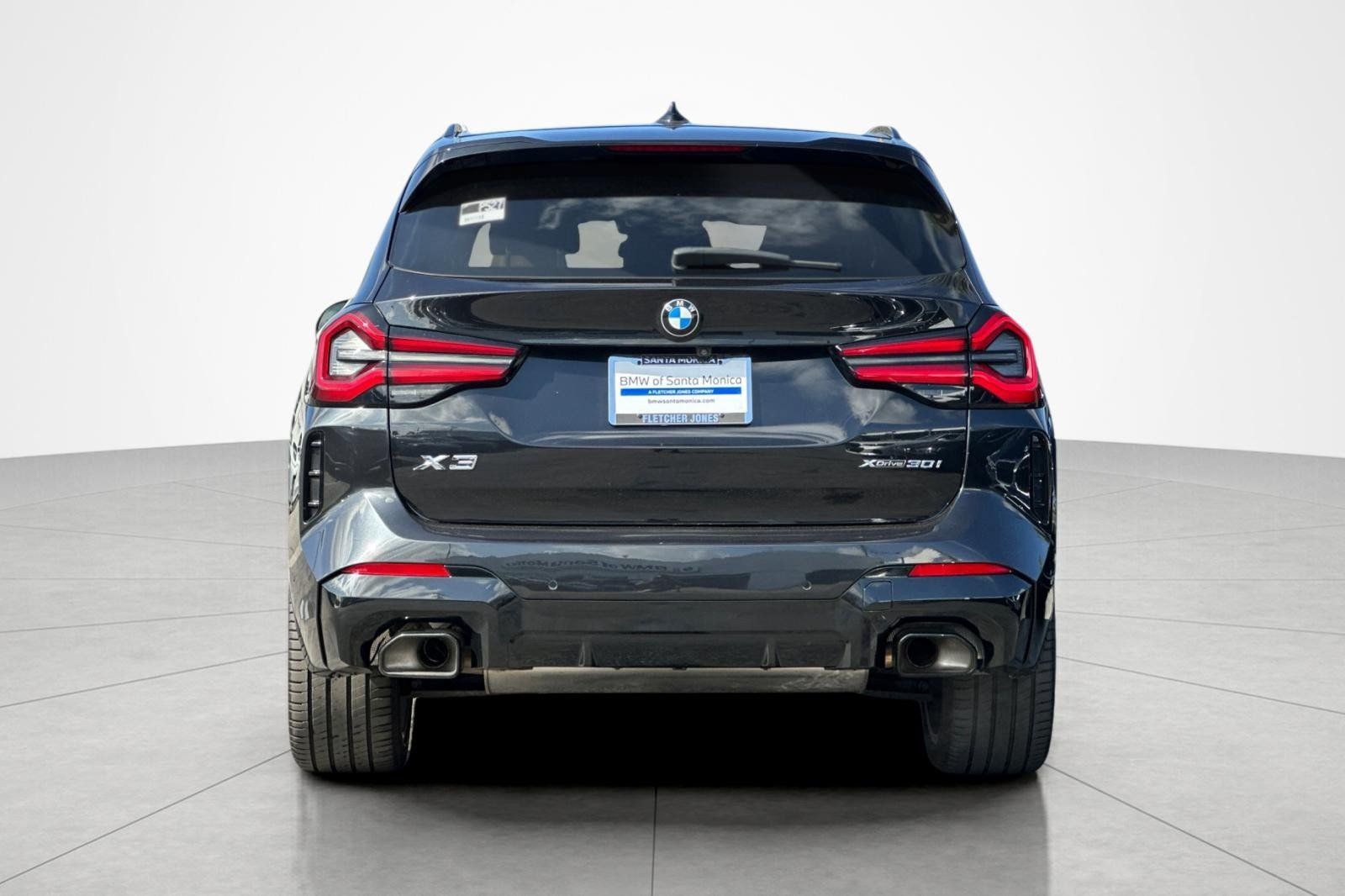Used 2024 BMW X3 xDrive30i w/ Premium Package AWD/4WD image 4