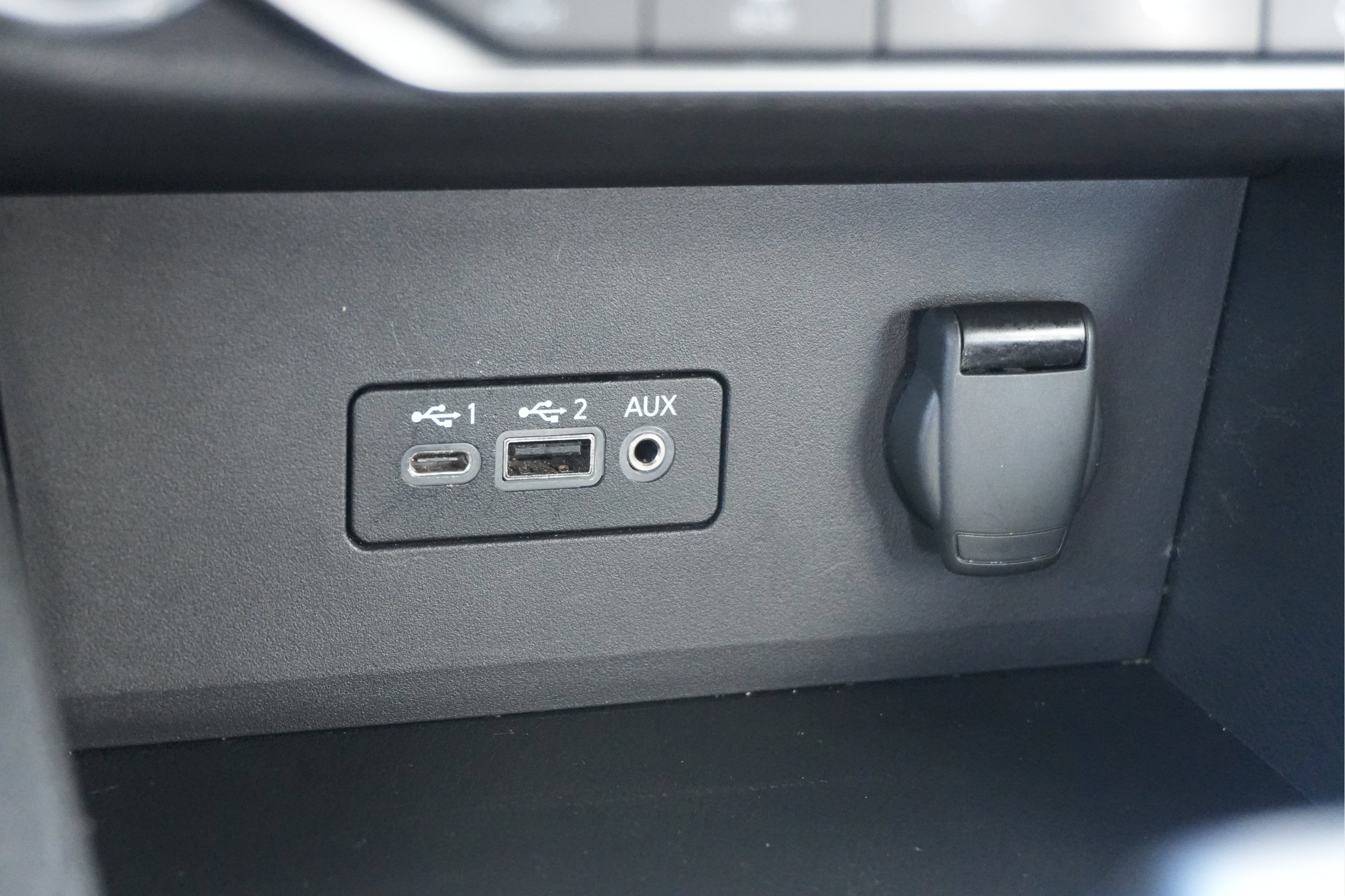 Used 2022 Nissan Sentra SR w/ Trunk Package FWD image 30