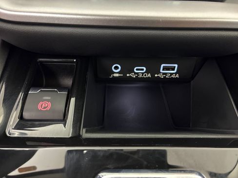 Used 2025 Subaru Legacy Premium image 23