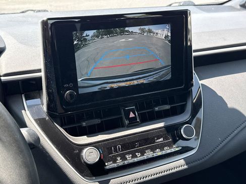Used 2023 Toyota Corolla SE w/ SE Premium Package FWD image 30