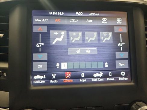 Used 2021 RAM 2500 Big Horn w/ Level 2 Equipment Group image 17