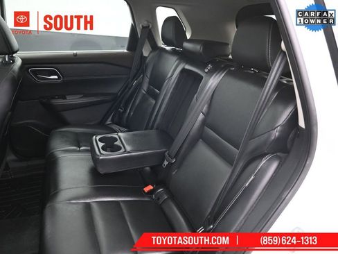 Used 2021 Nissan Rogue SL w/ Premium Package image 25